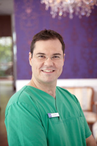 Dr. Günther
